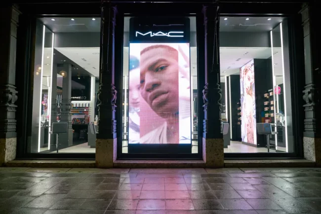 Pantalla LED para Escaparate MAC