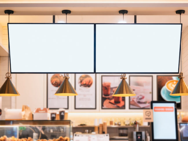 Cómo implementar digital signage en negocios Cómo implementar digital signage en negocios